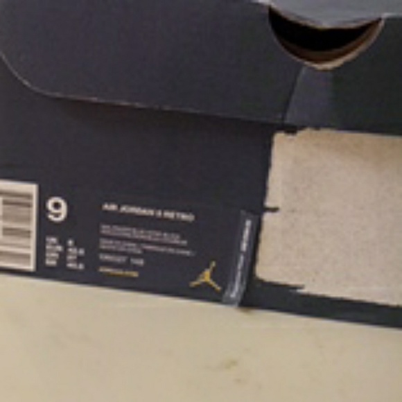 Air jordan 5 retro International flights - Picture 3 of 4